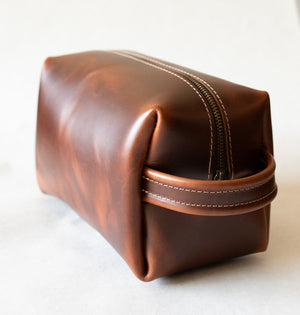 Open image in slideshow, Leather Dopp Kit - Gentleman&#39;s Travel Kit

