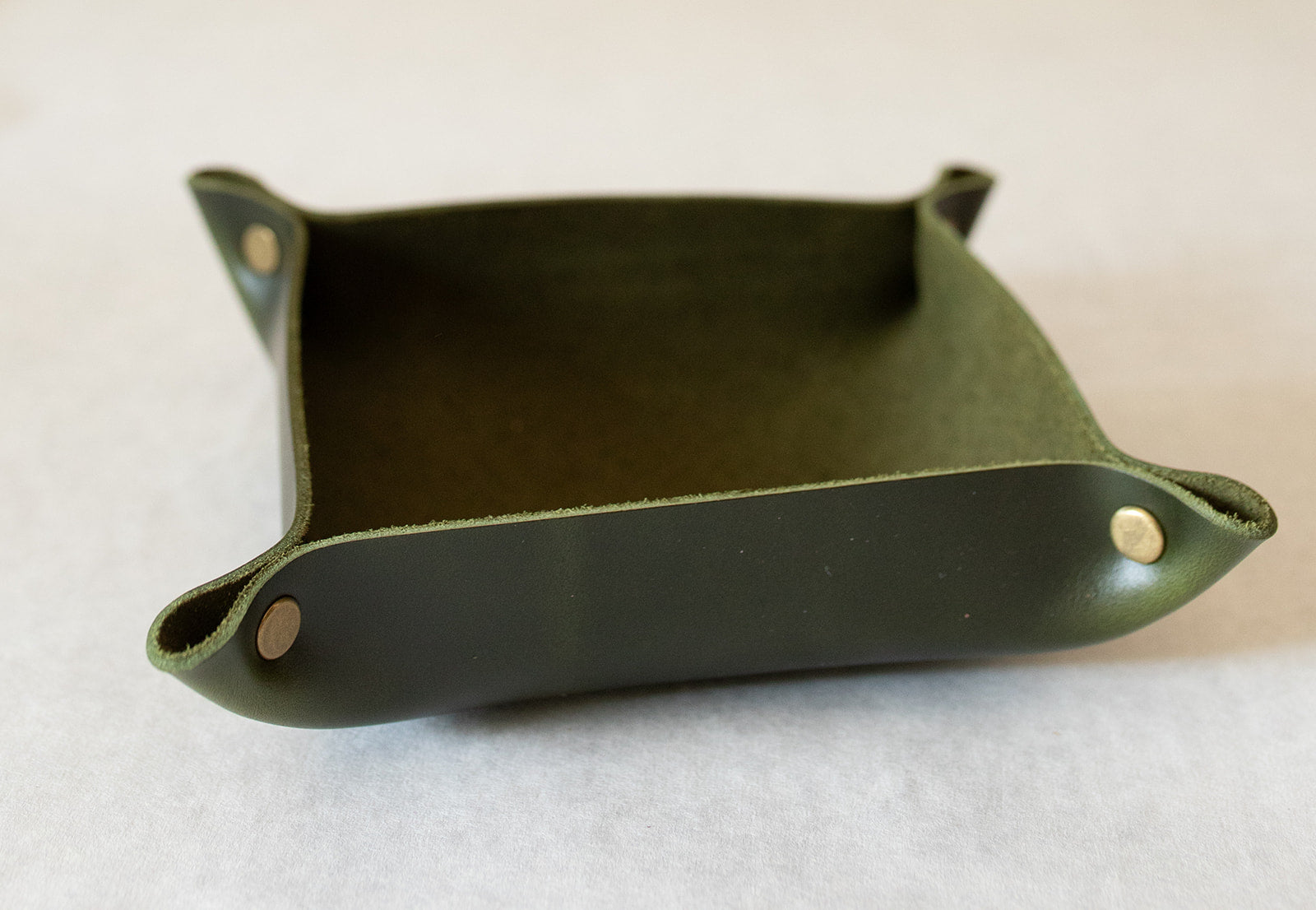 Green Valet Catch All Trays, Full Grain Leather from Lindy Leather