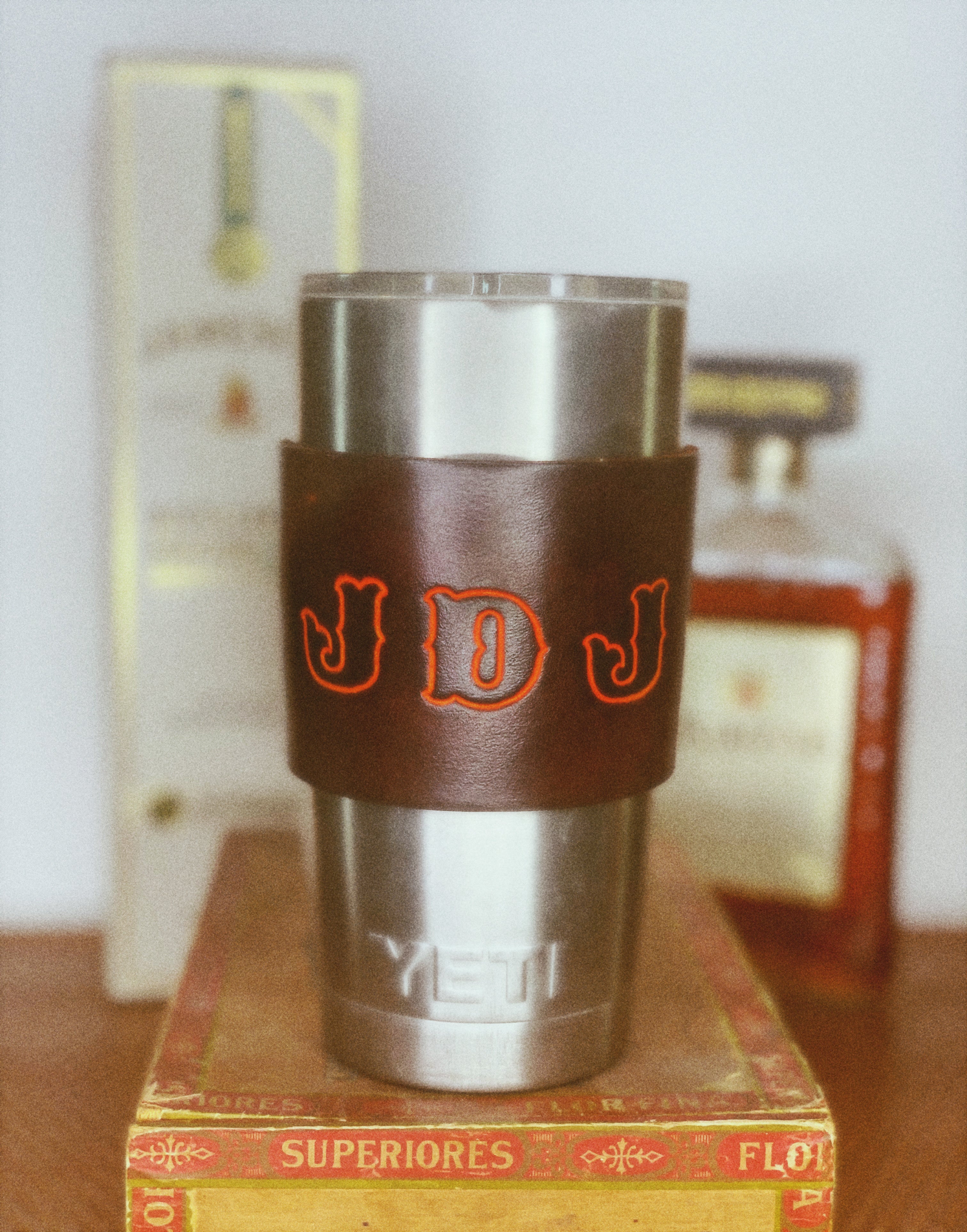 20 oz Yeti Leather Wrap with Initial  Handcrafted Leather – Lindy Leather